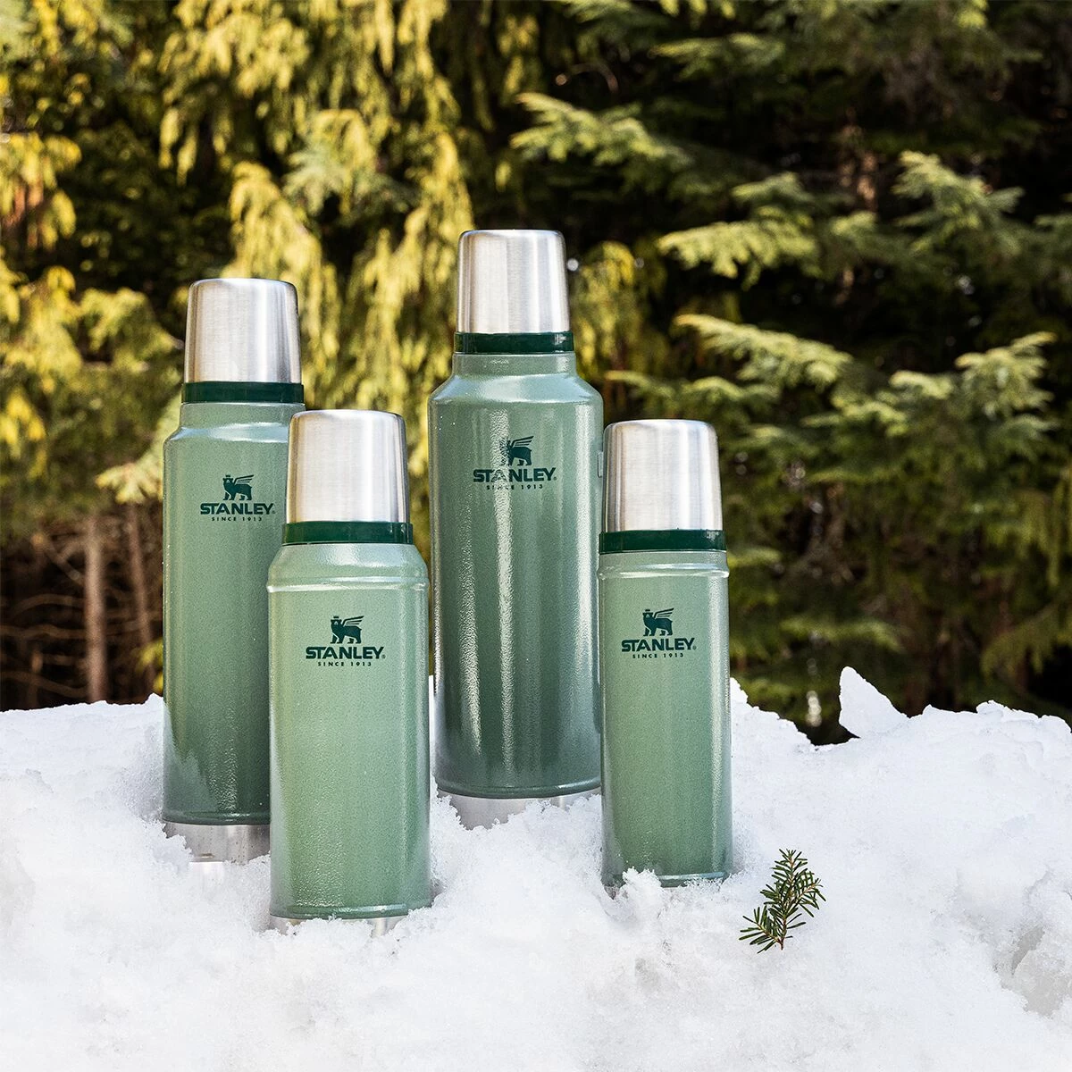 Stanley Classic Legendary Bottle 2.5qt 7 Stanley Classic Legendary Bottle 2.5qt - Image 5